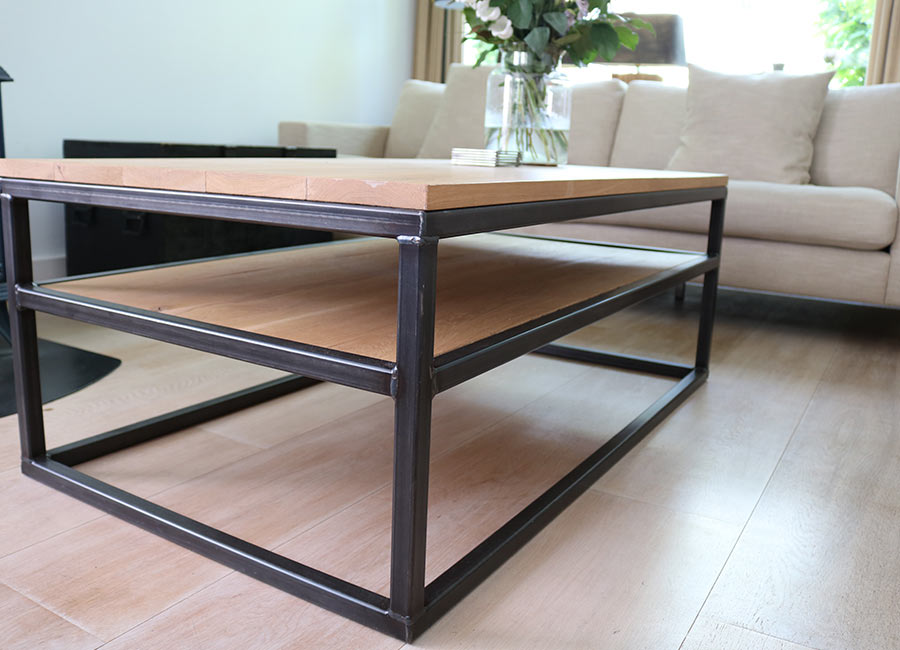 Tafels van staal